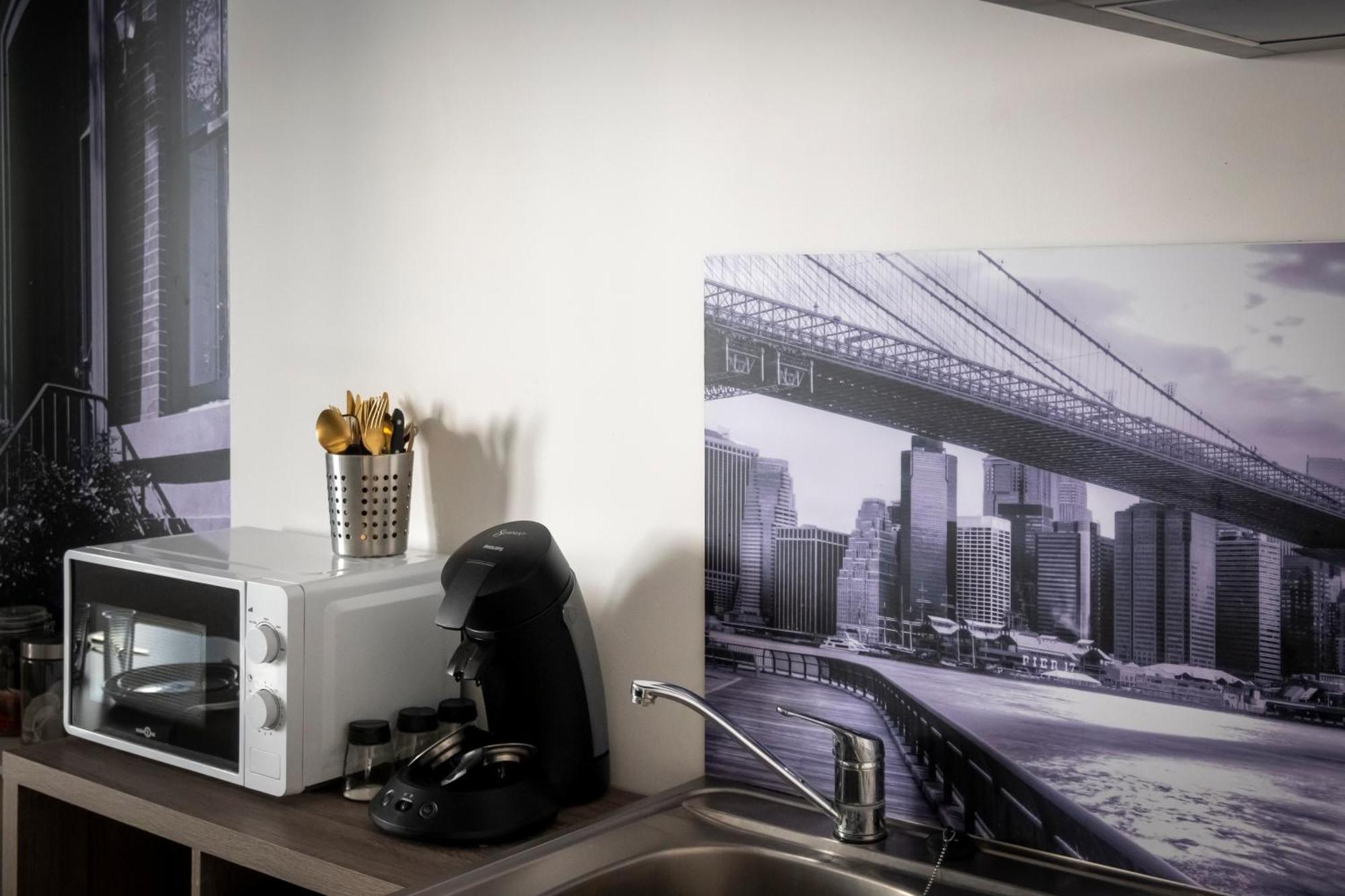 Superbe Appartement Avec Patio Nîmes Zewnętrze zdjęcie